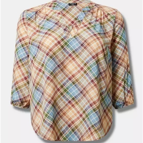 Torrid 1 Harper 3/4 Sleeve Blouse NWT - Picture 2 of 6